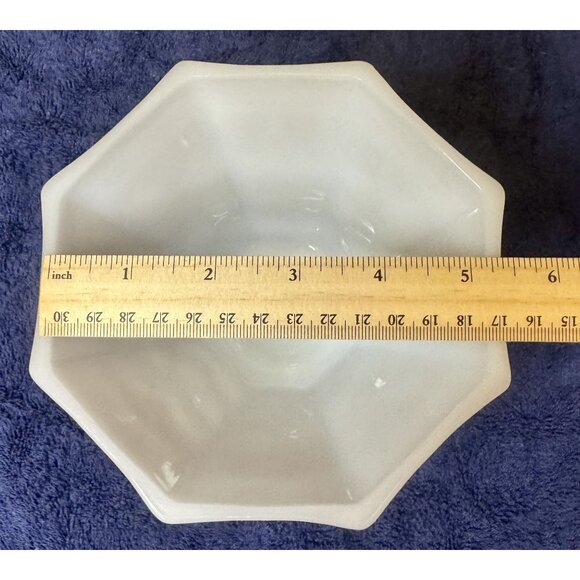 Vintage Milk Glass Pedestal Vase Grape & Leaf Design 6" - Picture 4 of 6